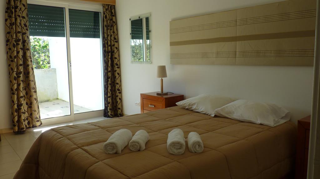 Azores Garden House - Private Suites & Apartments - Automatic Self Check-In Πόντα Ντελγκάντα Εξωτερικό φωτογραφία